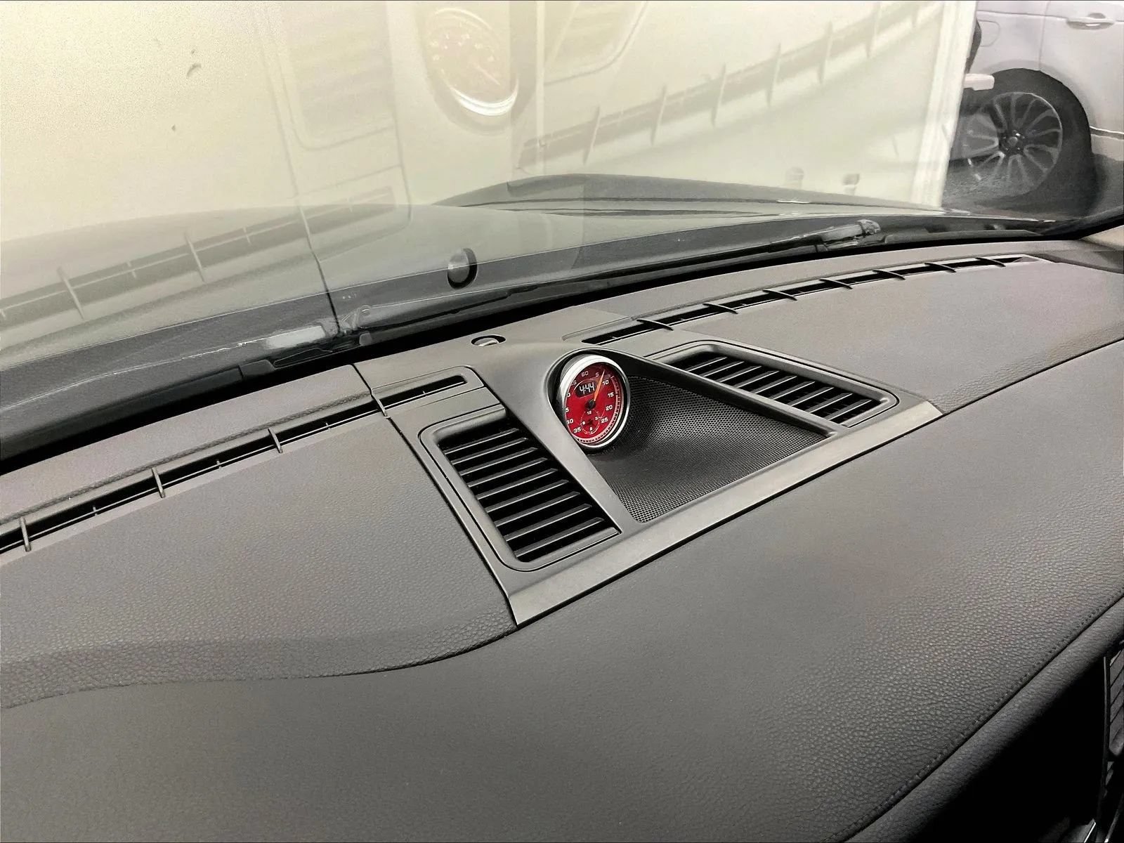 Used 2015 Porsche Panamera 4S AWD/4WD image 24