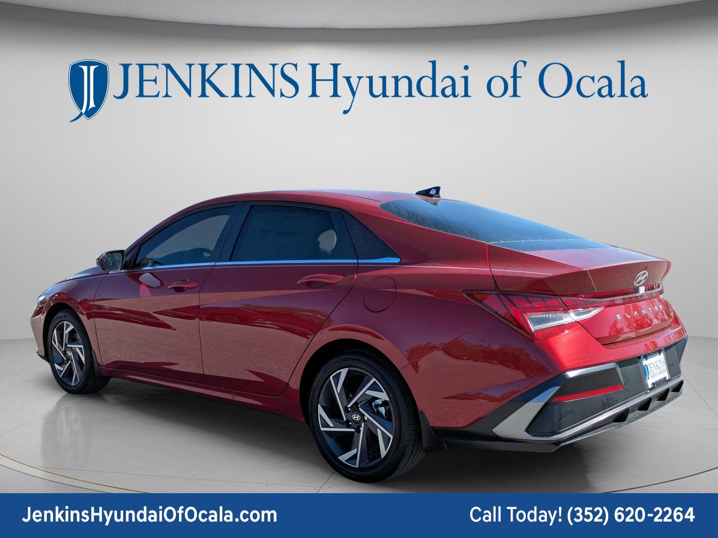 Used 2025 Hyundai Elantra Limited image 5