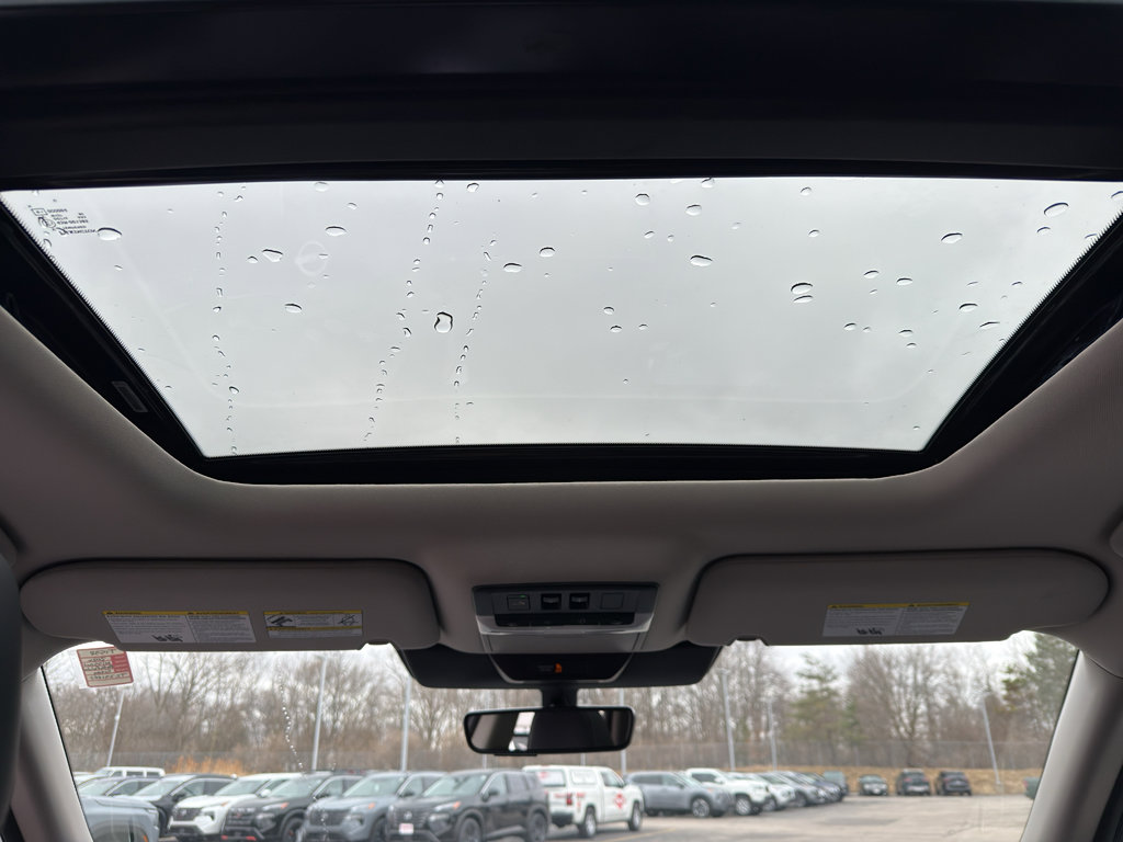 New 2026 Nissan Pathfinder SL image 29