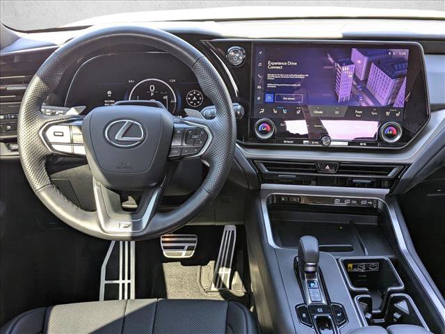 Used 2025 Lexus TX 500h AWD w/ Technology Package image 16