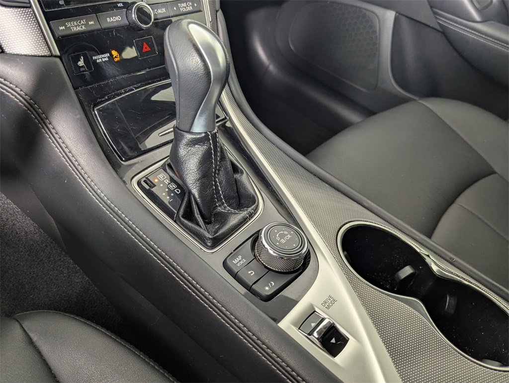 Used 2016 INFINITI Q50 3.0t Premium w/ 3.0T Premium Plus Package image 18
