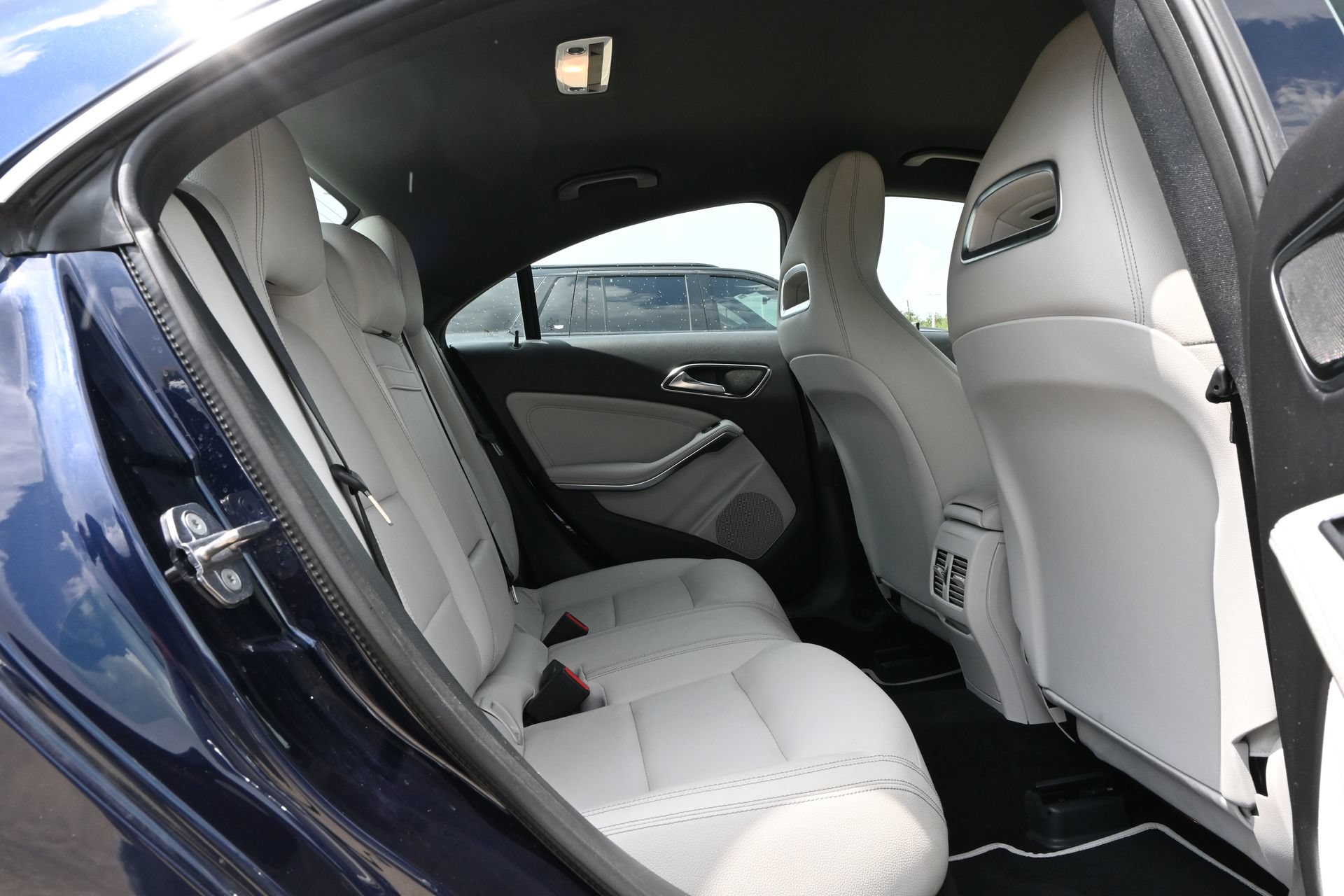 Used 2018 Mercedes-Benz CLA 250 4MATIC image 22