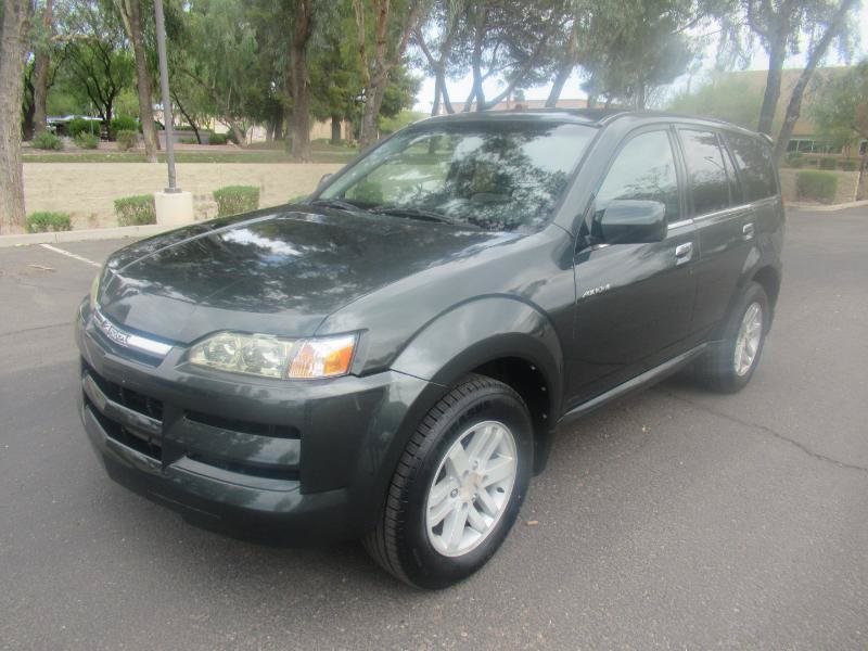 Used 2004 Isuzu Axiom S AWD/4WD image 2