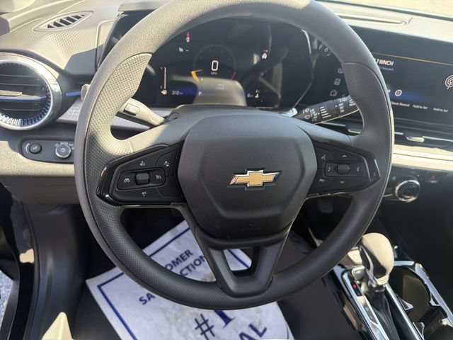 New 2026 Chevrolet Trax LT FWD image 11