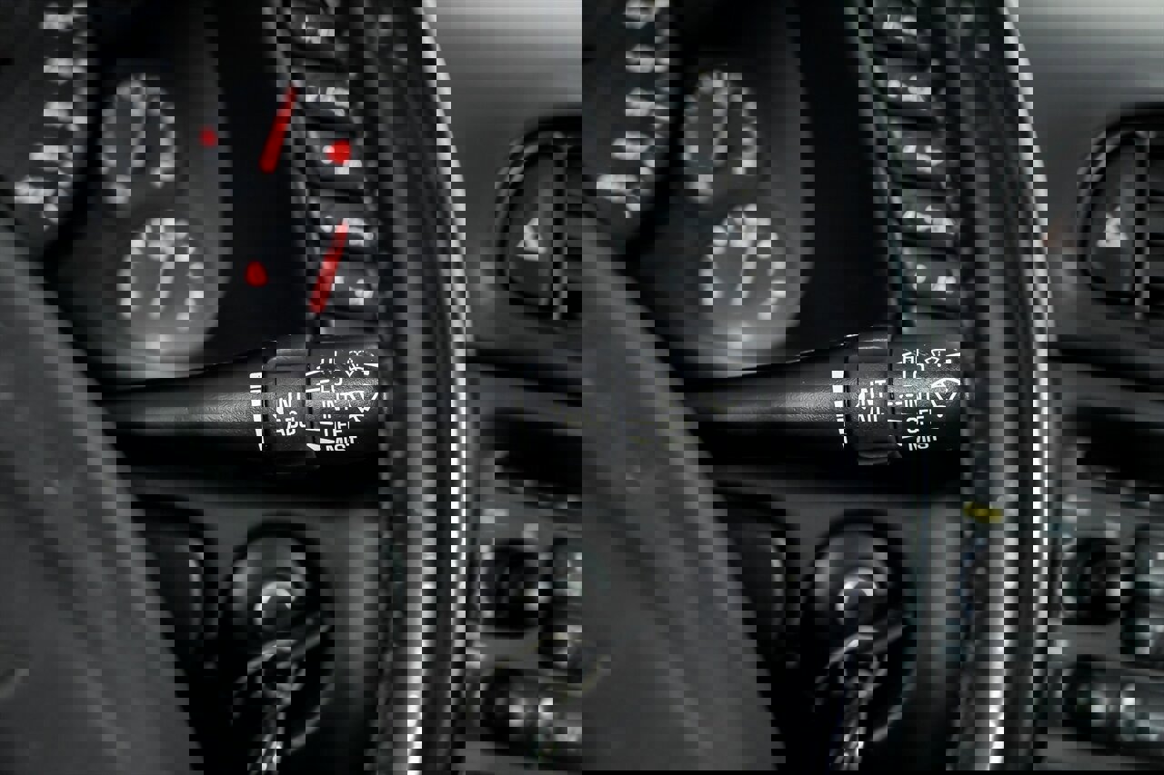 Used 2003 Chevrolet Corvette Z06 w/ Memory Package, 3 Drivers image 28