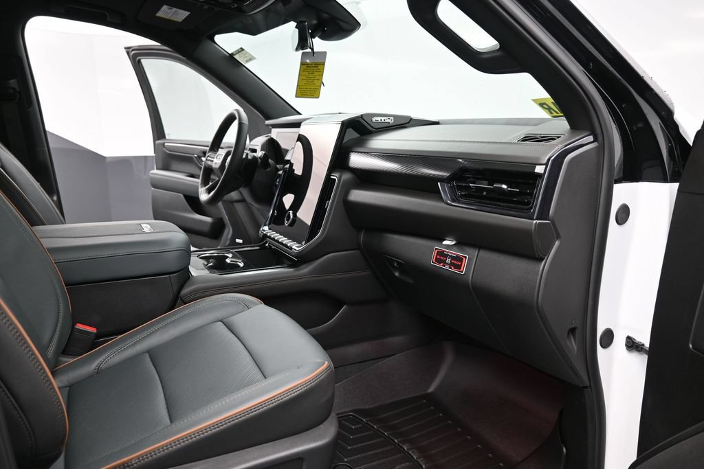 New 2026 GMC Yukon AT4 w/ AT4 Premium Package AWD/4WD image 29