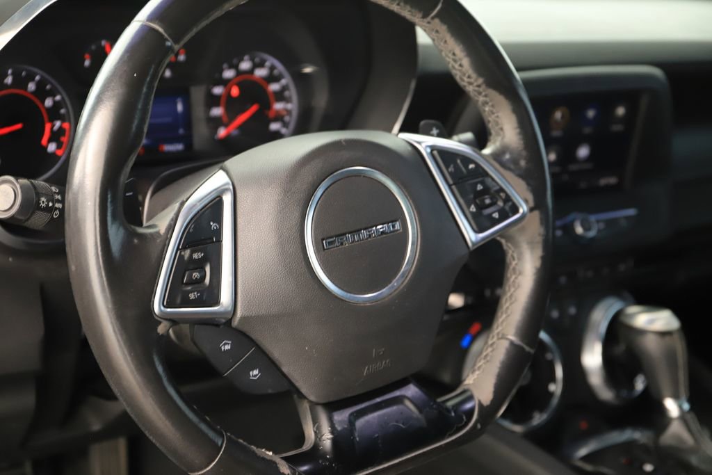 Used 2020 Chevrolet Camaro LT RWD image 16