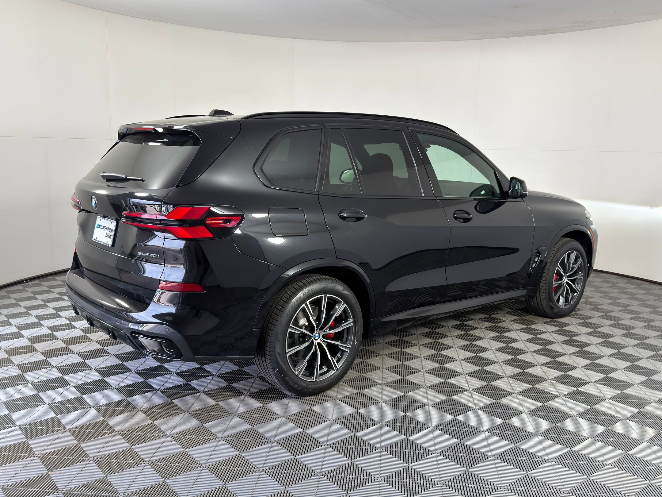 New 2026 BMW X5 sDrive40i w/ M Sport Package image 9