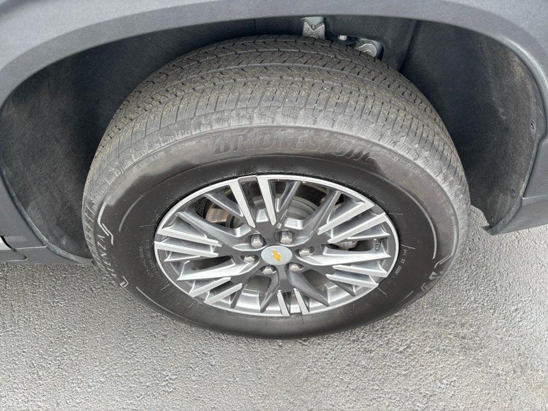 Used 2026 Chevrolet Traverse LT AWD/4WD image 7