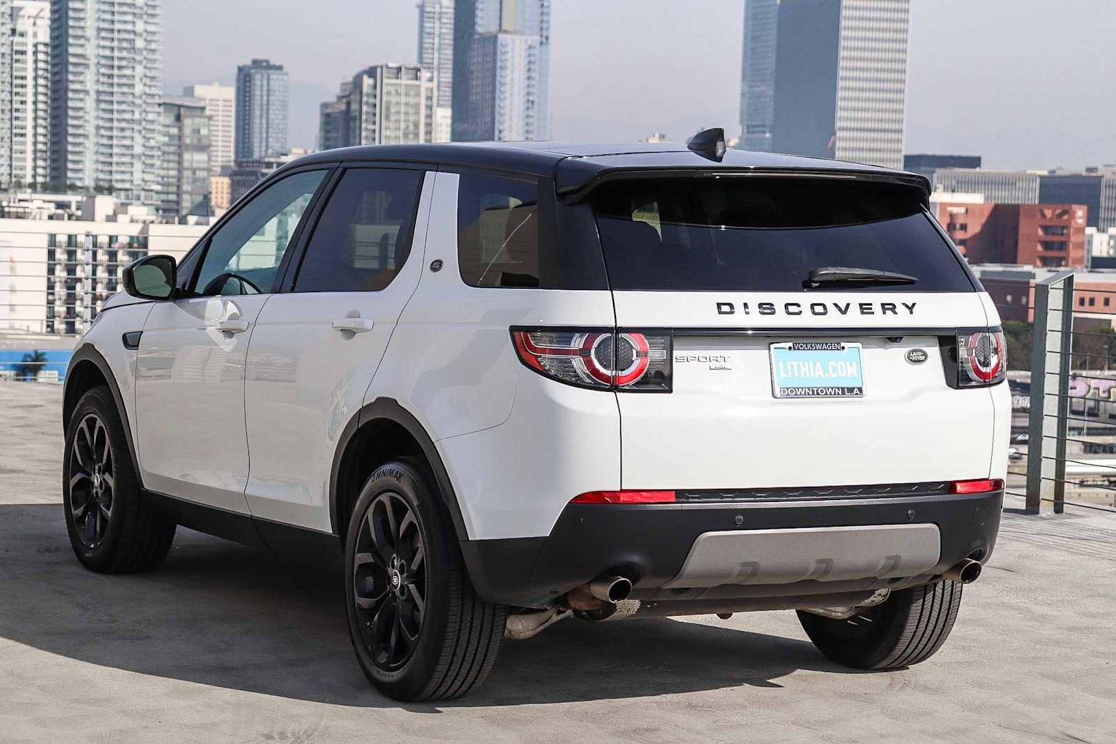 Used 2018 Land Rover Discovery Sport HSE image 6