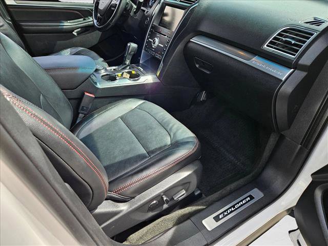 Used 2016 Ford Explorer Sport image 19