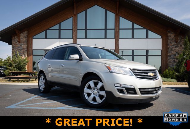 Used 2017 Chevrolet Traverse LT w/ Style and Technology Package