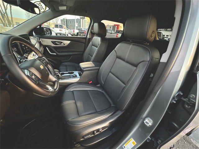 Certified 2025 Chevrolet Blazer LT w/ Midnight/Sport Edition image 18