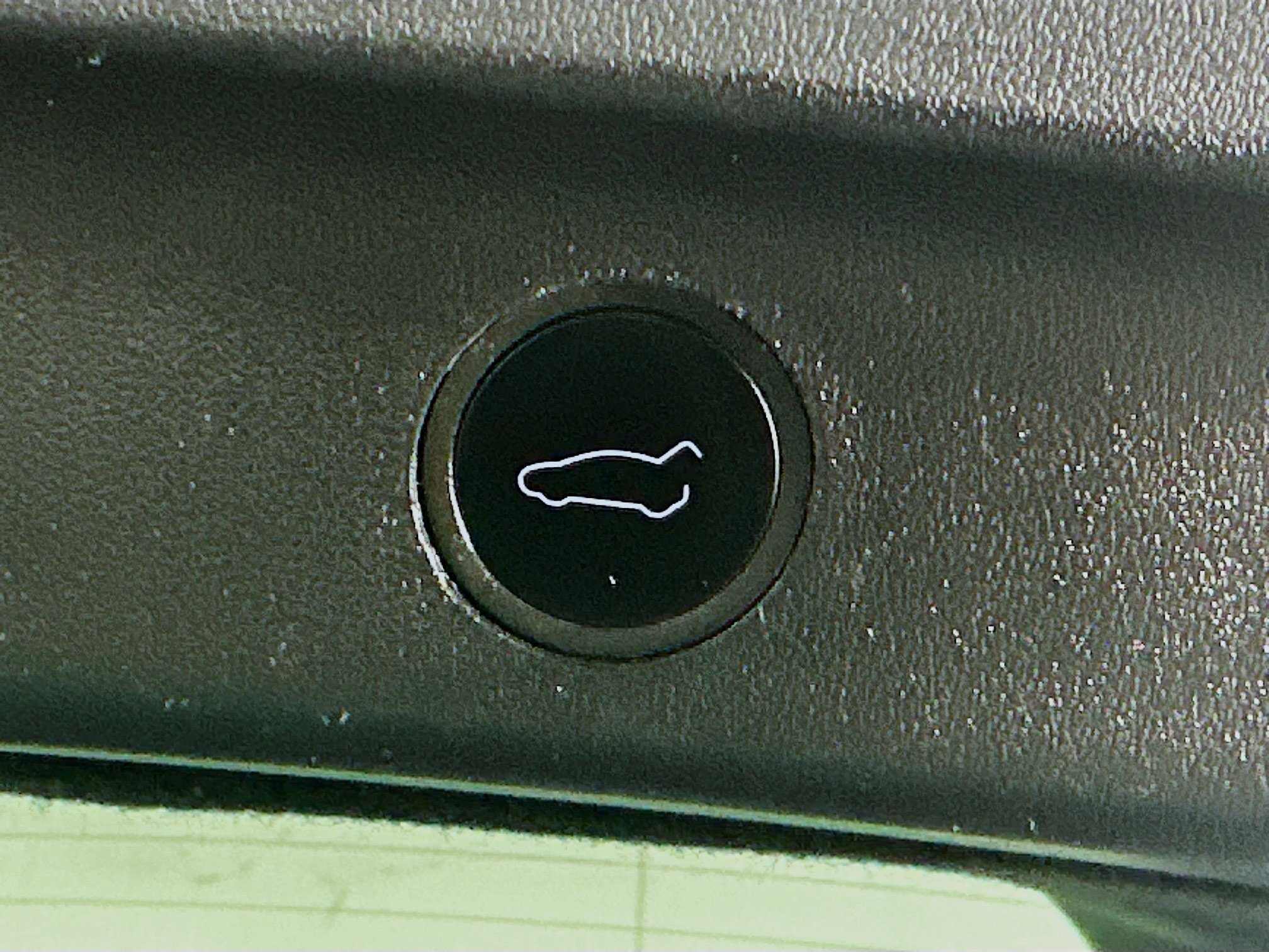 Used 2023 Tesla Model Y Long Range image 30