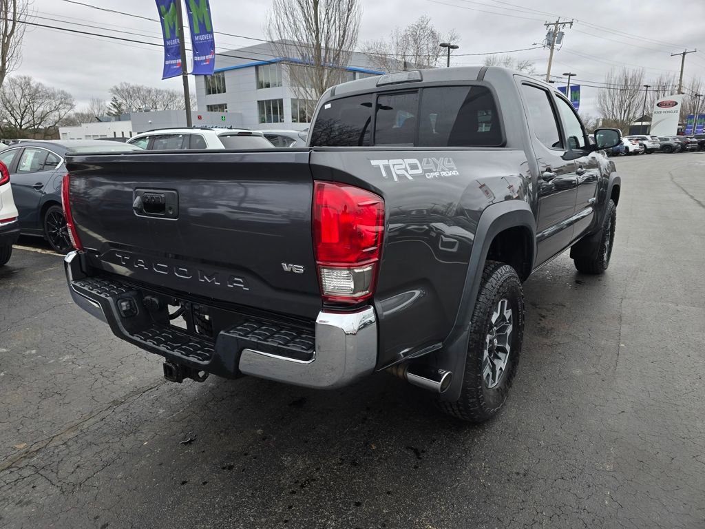 Used 2016 Toyota Tacoma TRD Off-Road w/ Towing Package image 8