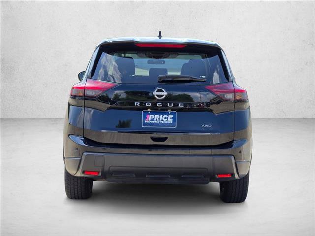 Used 2024 Nissan Rogue S AWD/4WD image 6