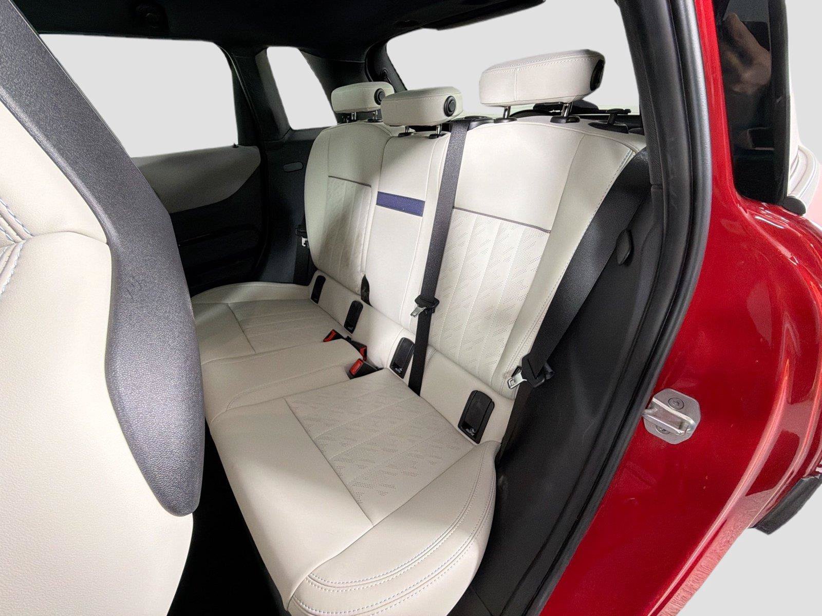 Used 2025 MINI Cooper S FWD image 24