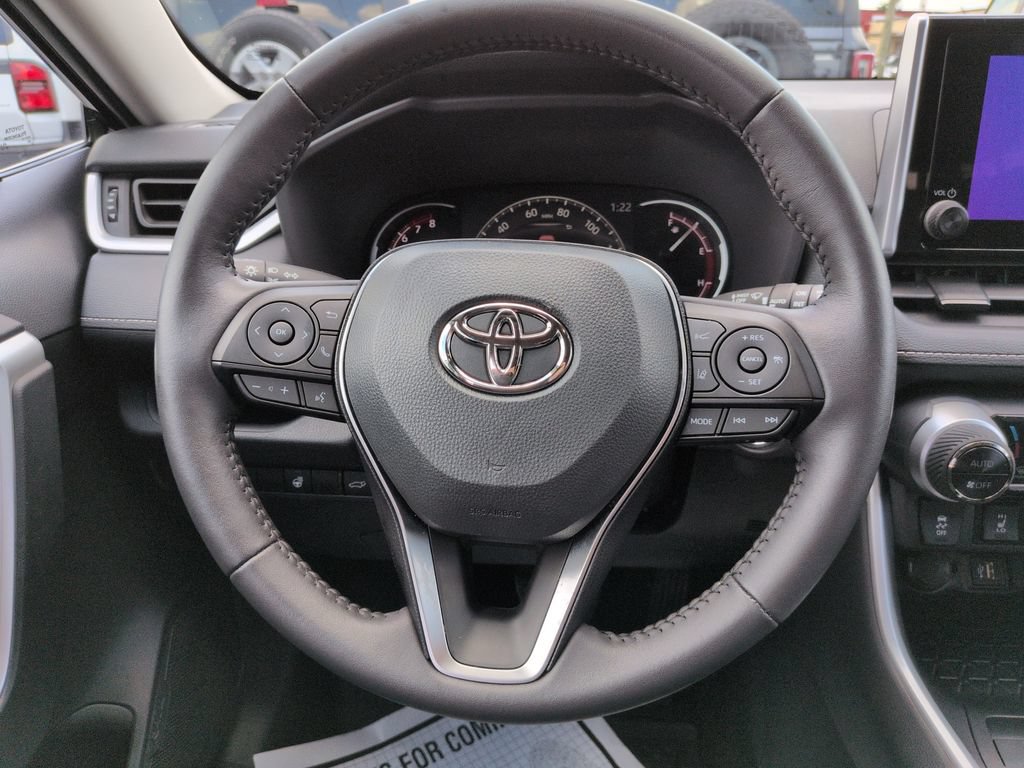 Certified 2025 Toyota RAV4 XLE w/ Convenience Package AWD/4WD image 14