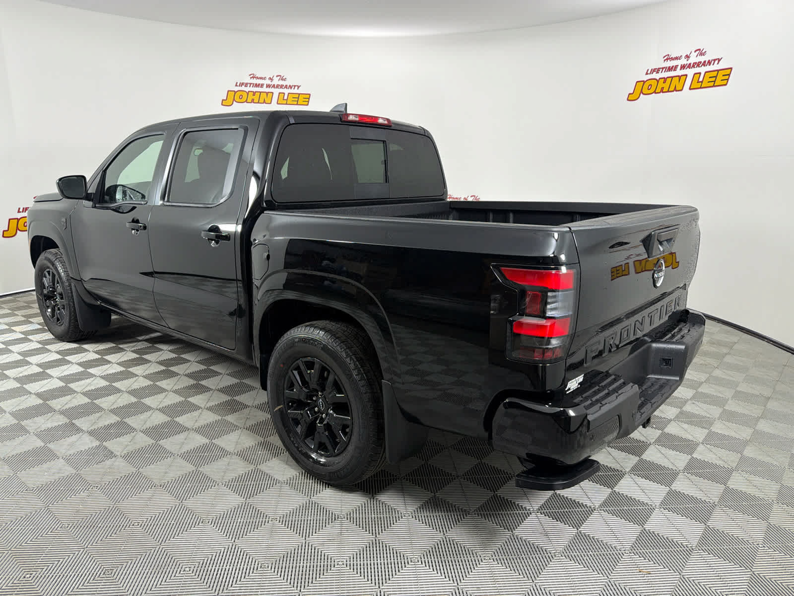 New 2026 Nissan Frontier SV w/ Tow Package RWD image 3
