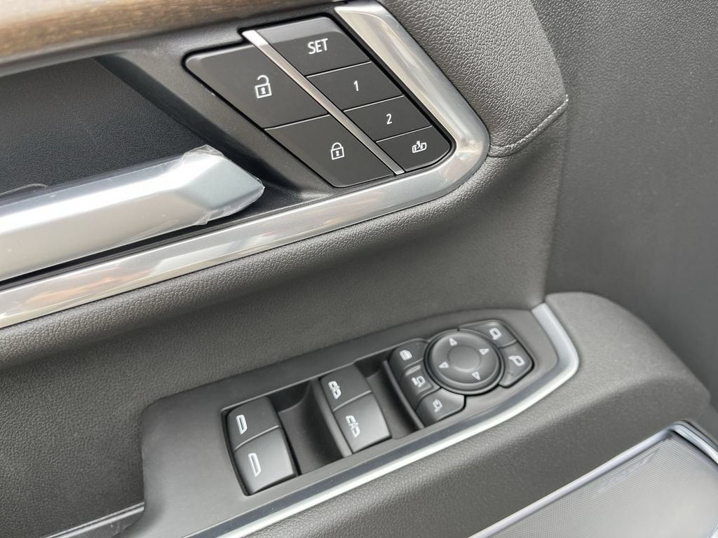 New 2026 Chevrolet Silverado 3500 High Country w/ High Country Premium Package AWD/4WD image 13