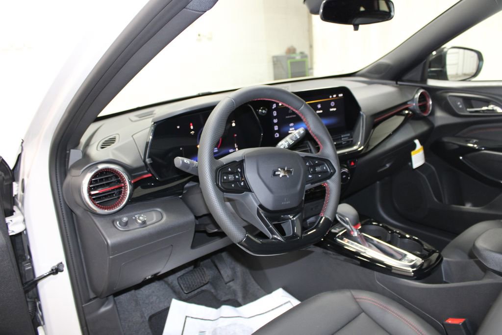 New 2026 Chevrolet Trax RS w/ Sunroof Package image 14