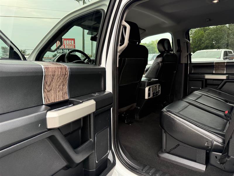 Used 2019 Ford F250 Lariat w/ Lariat Value Package AWD/4WD image 18