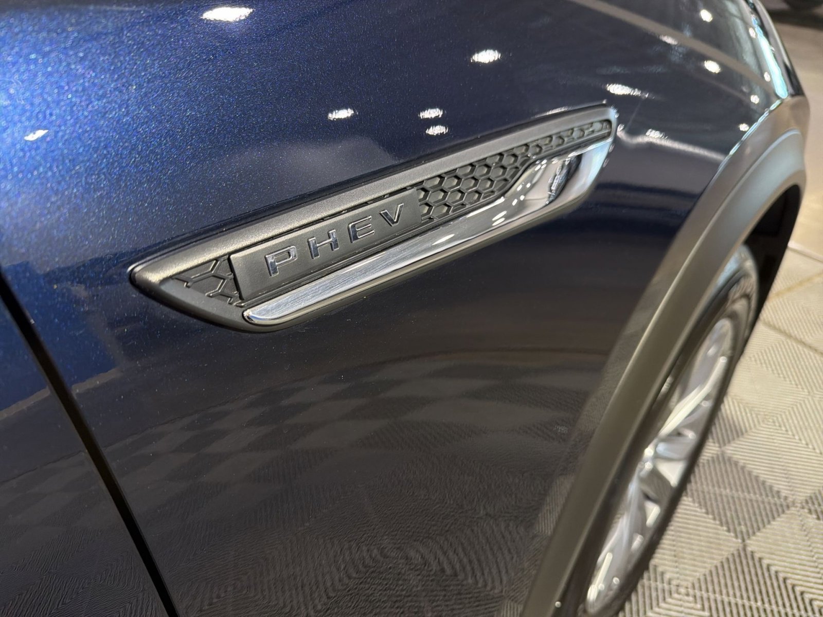 Used 2024 MAZDA CX-90 Plug-In Hybrid w/ Preferred image 26