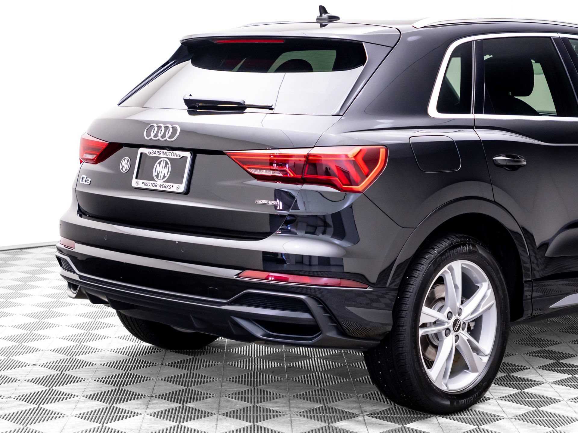 Used 2021 Audi Q3 2.0T Premium Plus w/ Premium Plus Package AWD/4WD image 32