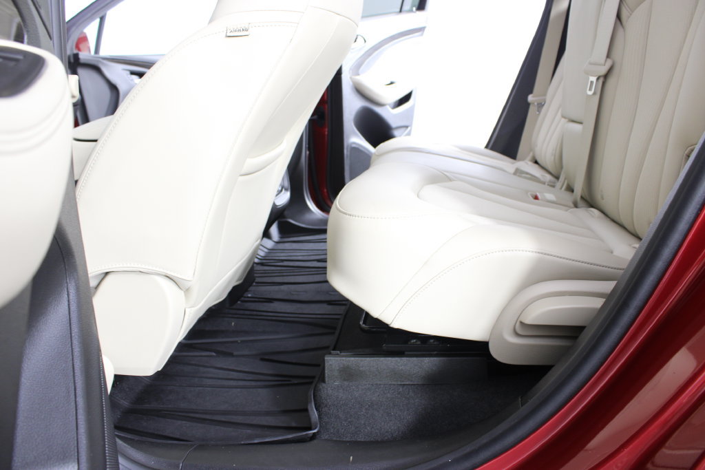 Used 2019 Buick Envision Preferred FWD image 16