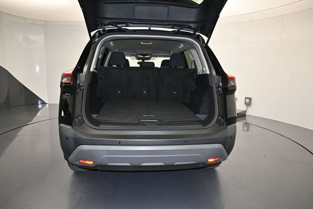 Certified 2023 Nissan Rogue SV FWD image 23