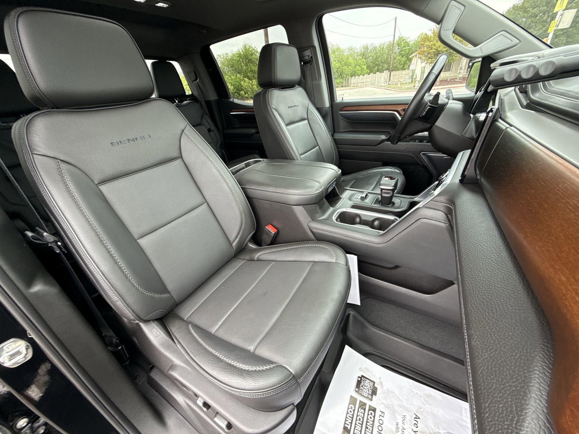 Used 2023 GMC Sierra 1500 Denali w/ Denali Reserve Package AWD/4WD image 27