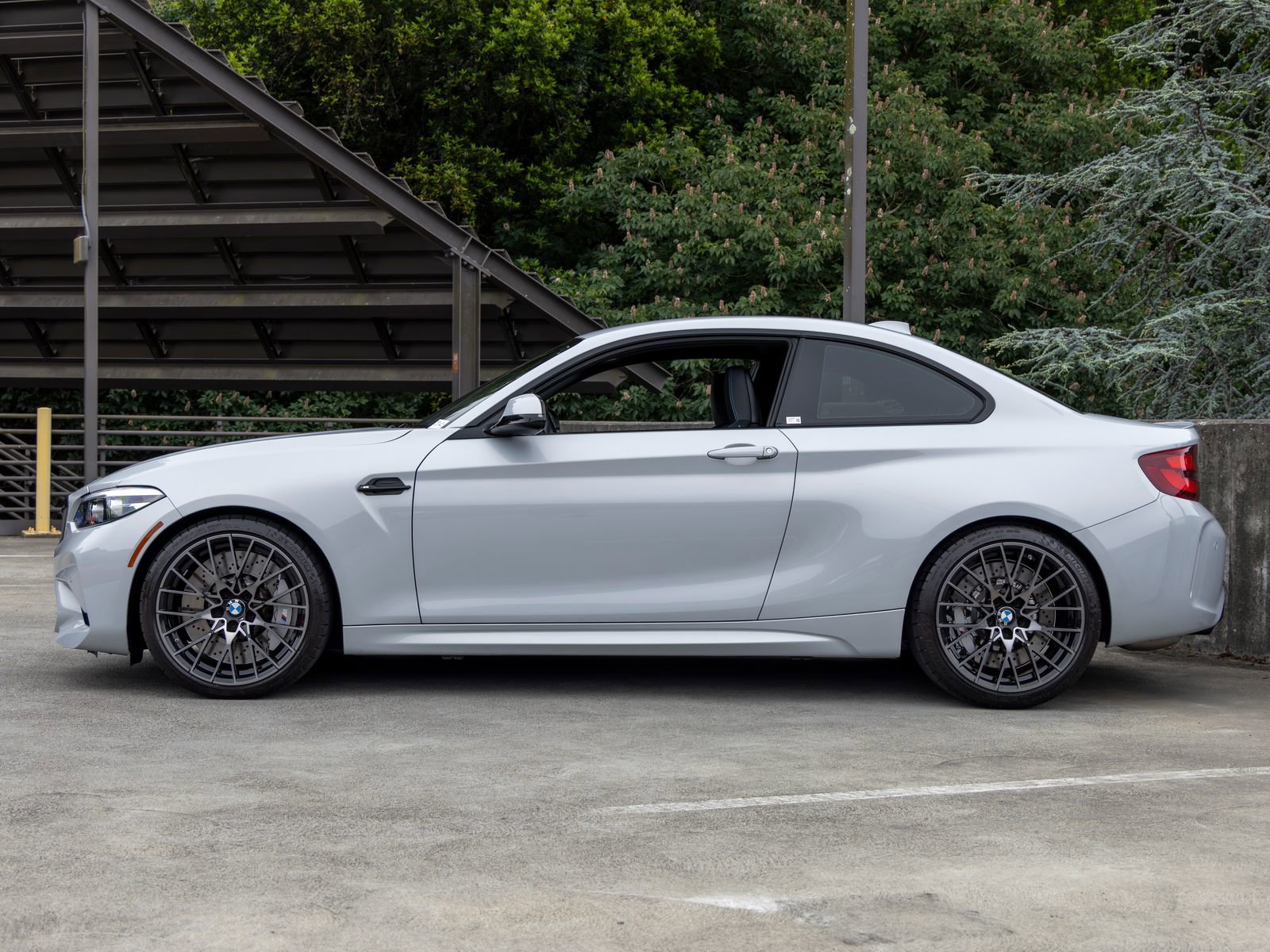 Used 2020 BMW M2 Competition RWD image 2