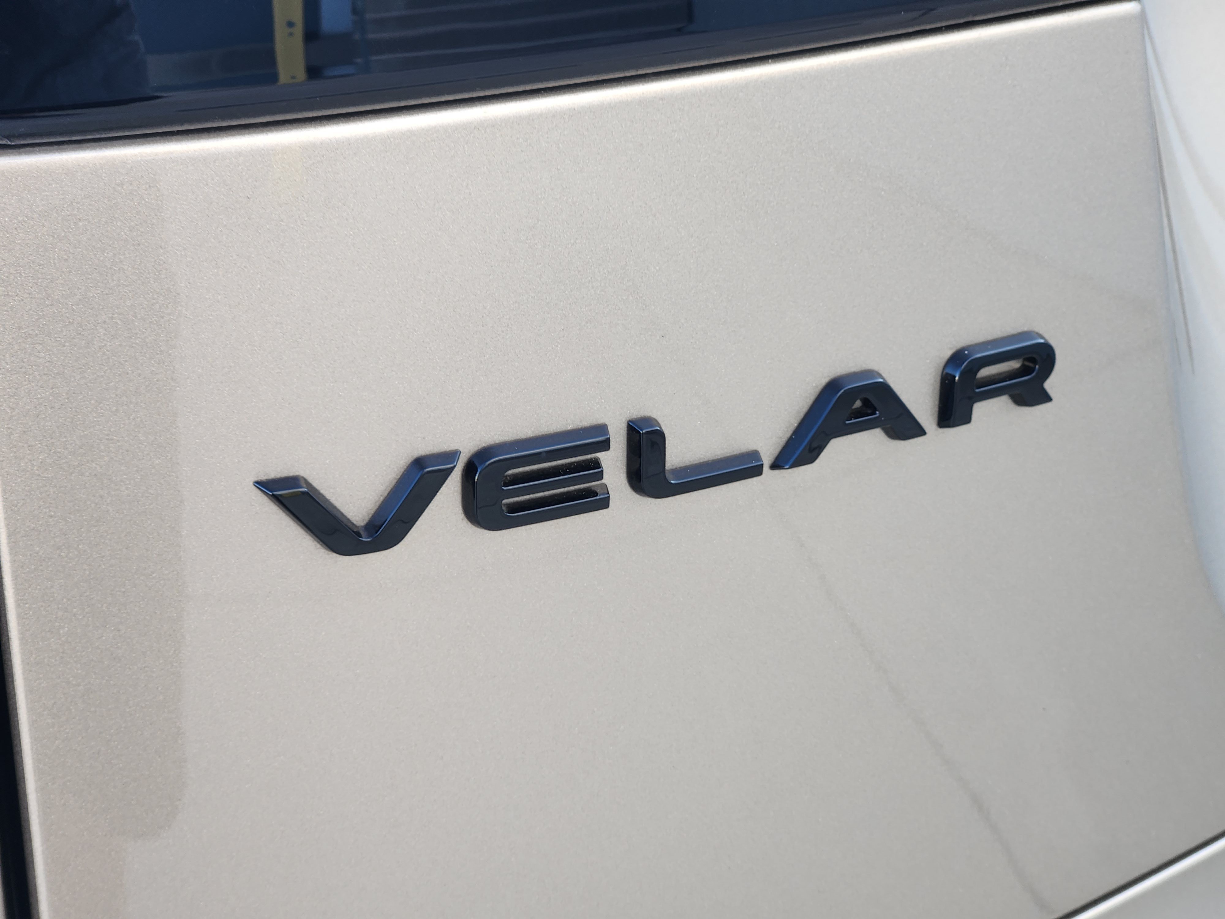 New 2026 Land Rover Range Rover Velar Belgravia AWD/4WD image 34