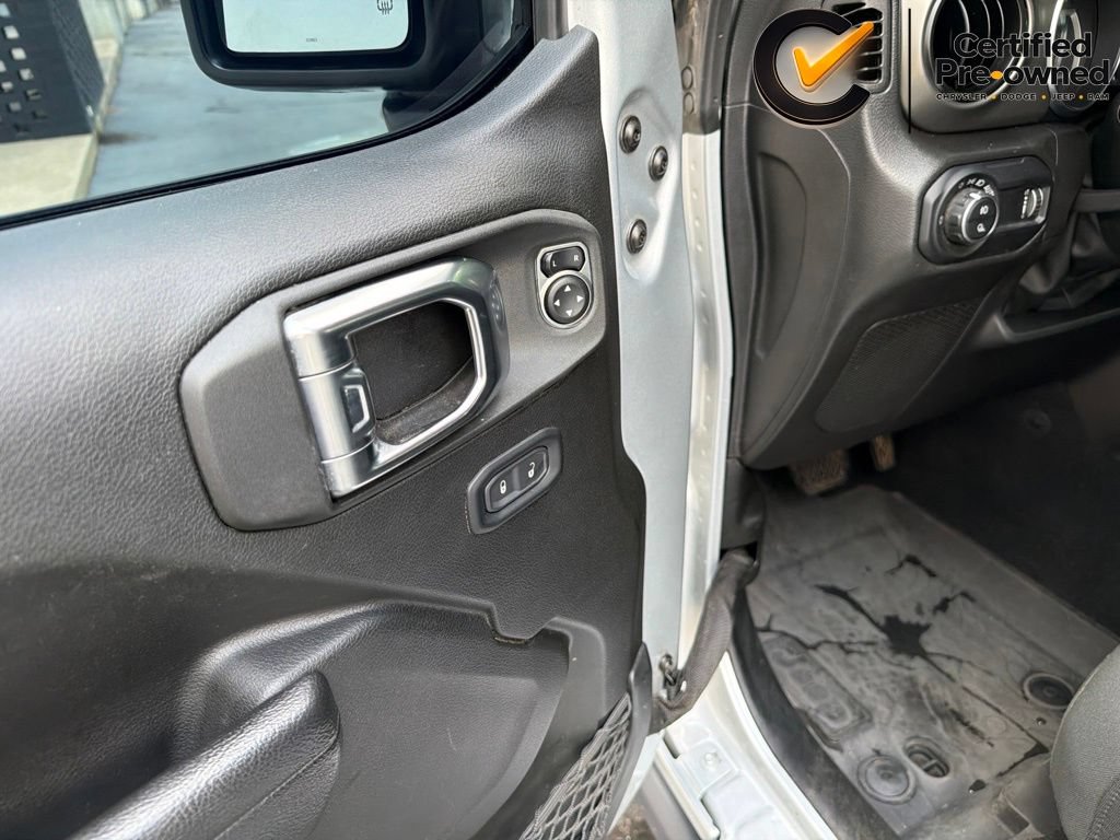 Certified 2023 Jeep Gladiator Sport AWD/4WD image 44