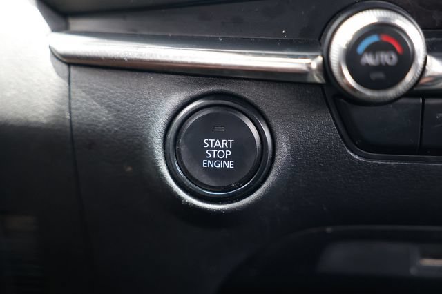 Used 2020 MAZDA MAZDA3 Hatchback w/ Preferred Package FWD image 32