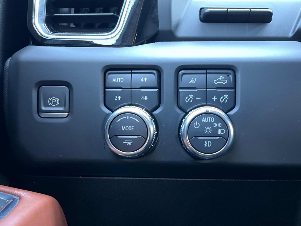Used 2023 GMC Sierra 1500 Denali Ultimate image 47