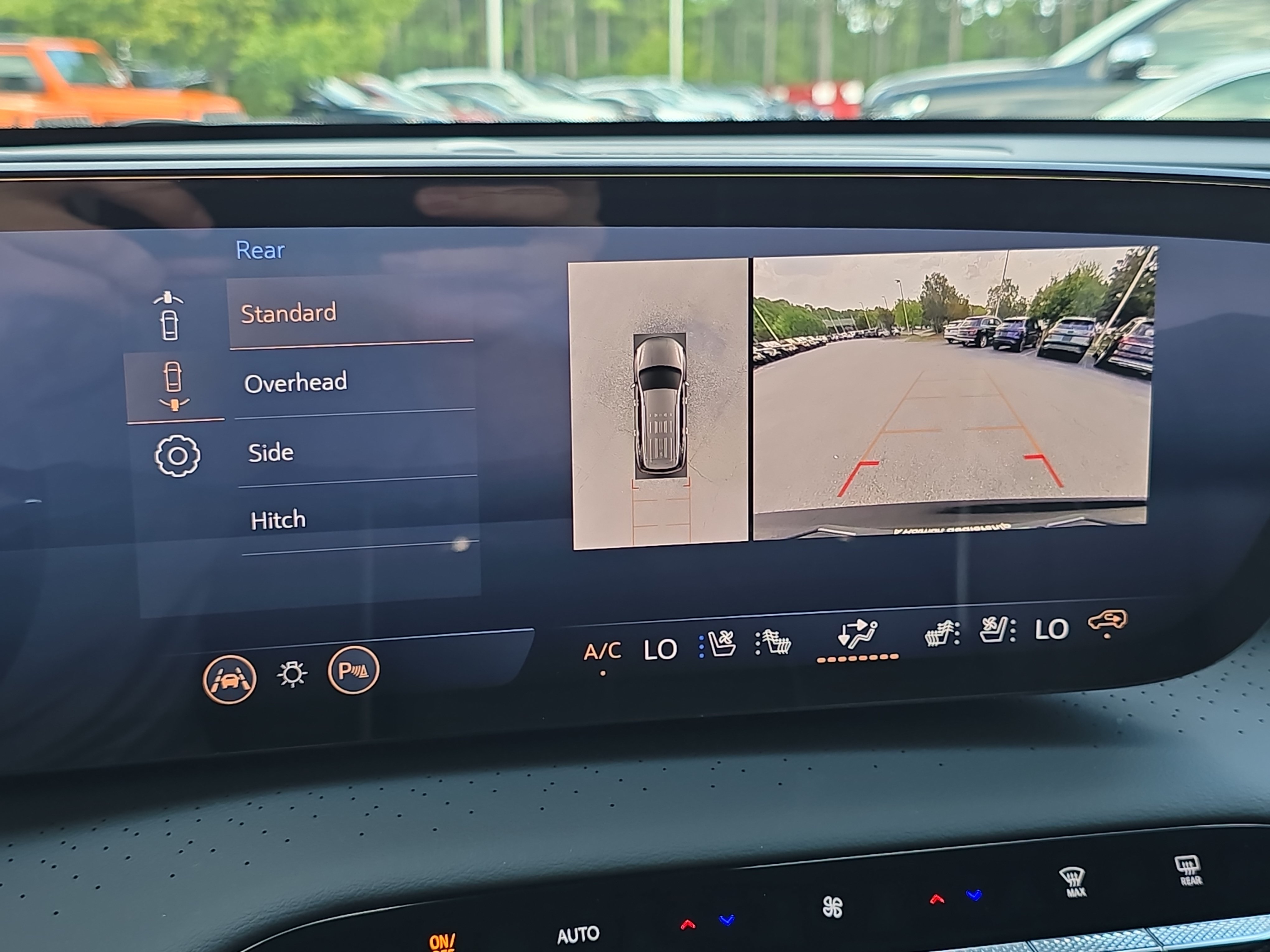 Used 2026 Buick Enclave Avenir w/ Super Cruise Package FWD image 28