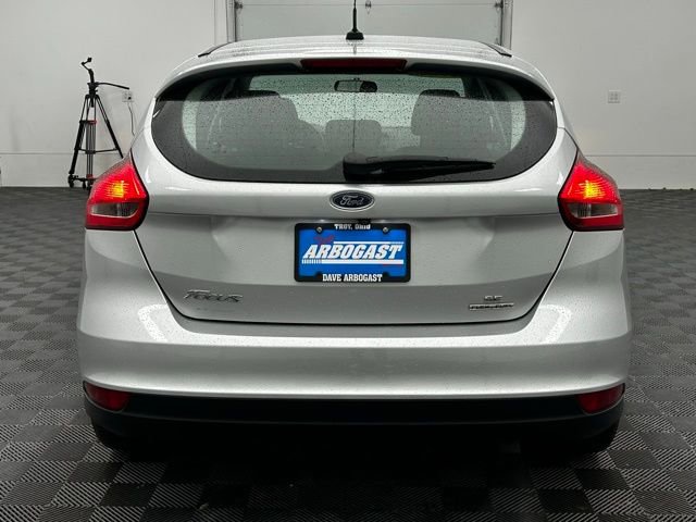 Used 2016 Ford Focus SE w/ SE Power Seat Package image 8
