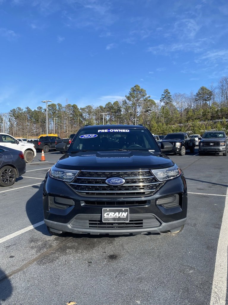 Certified 2020 Ford Explorer XLT image 2