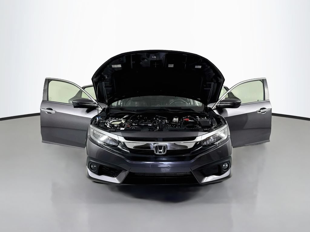 Used 2018 Honda Civic Touring image 19