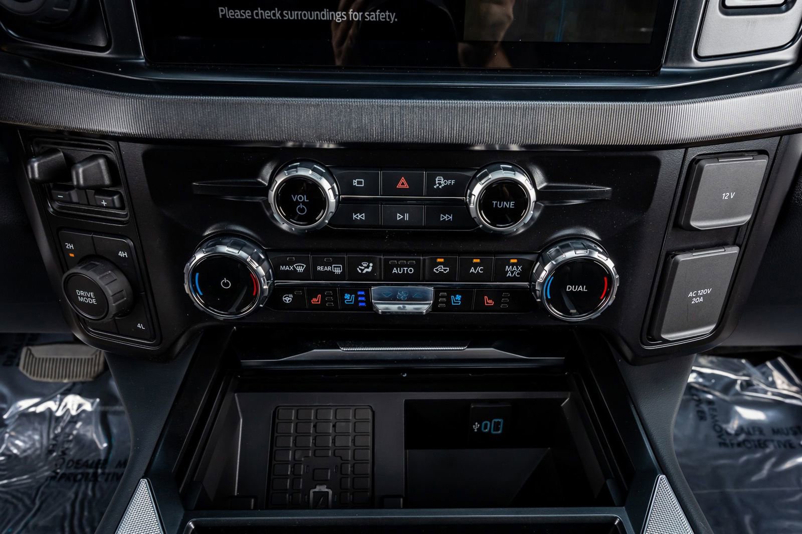 Used 2026 Ford F250 Platinum image 28