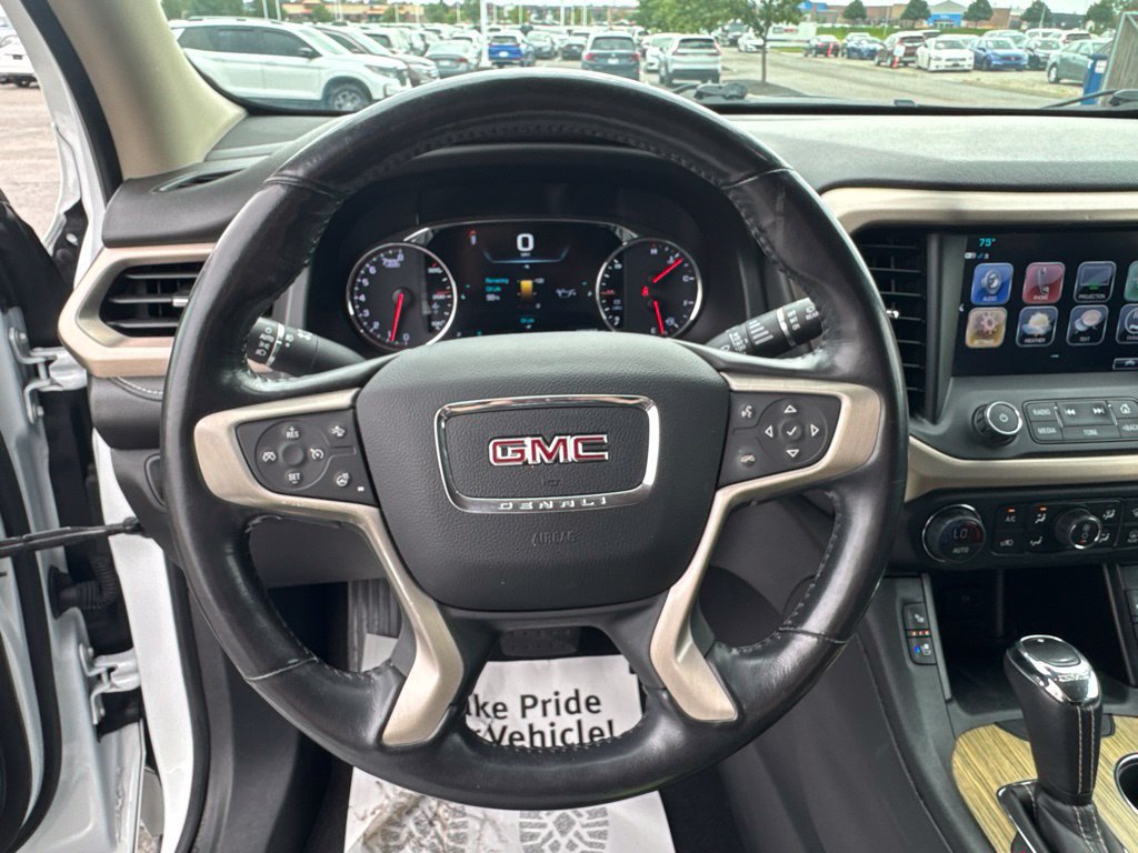 Used 2019 GMC Acadia Denali AWD/4WD image 13