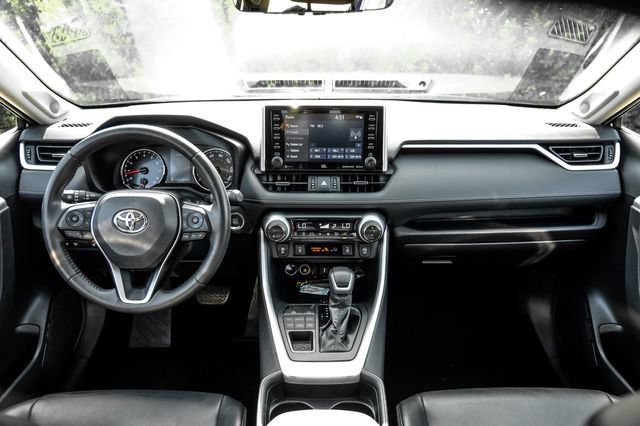 Used 2020 Toyota RAV4 XLE Premium AWD/4WD image 22