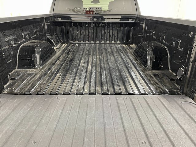 Used 2024 GMC Sierra 1500 SLE image 24