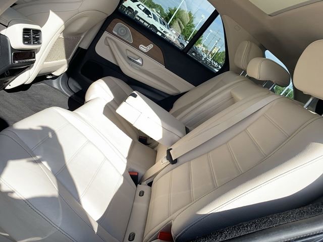 Used 2021 Mercedes-Benz GLE 450 4MATIC w/ AMG Line Exterior image 10