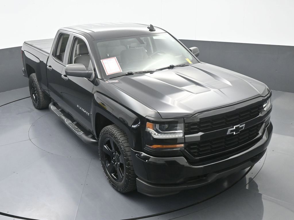 Used 2018 Chevrolet Silverado 1500 Custom w/ Custom Value Package image 49