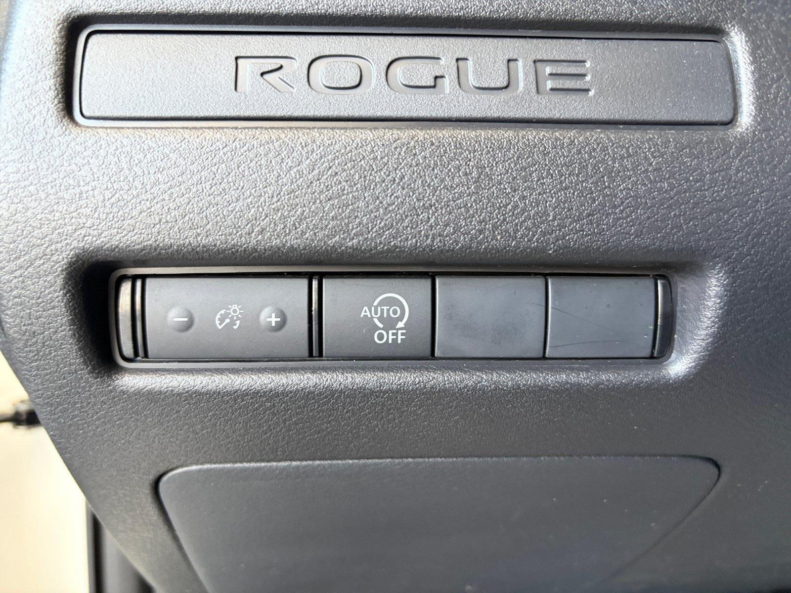 Used 2023 Nissan Rogue S FWD image 25