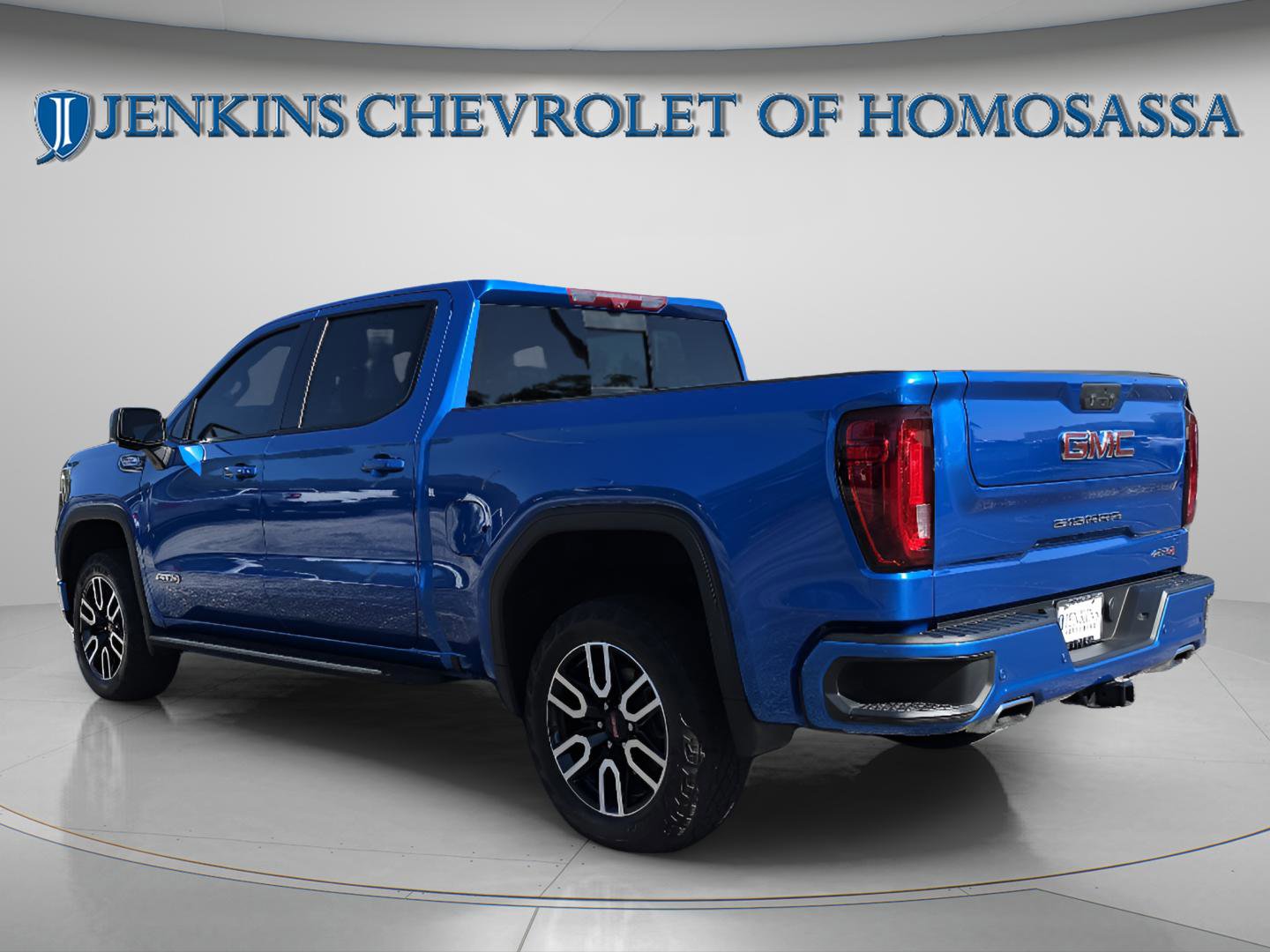 Used 2023 GMC Sierra 1500 AT4 w/ AT4 Premium Package AWD/4WD image 7