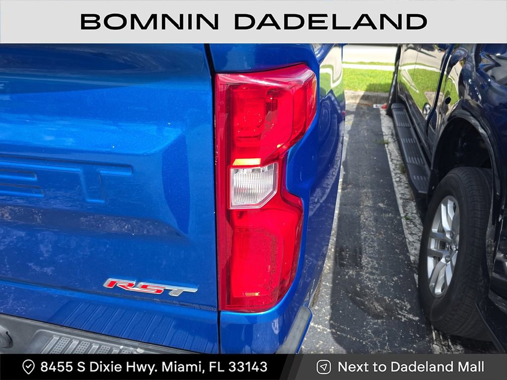Used 2023 Chevrolet Silverado 1500 RST w/ Z71 Off-Road Package image 5