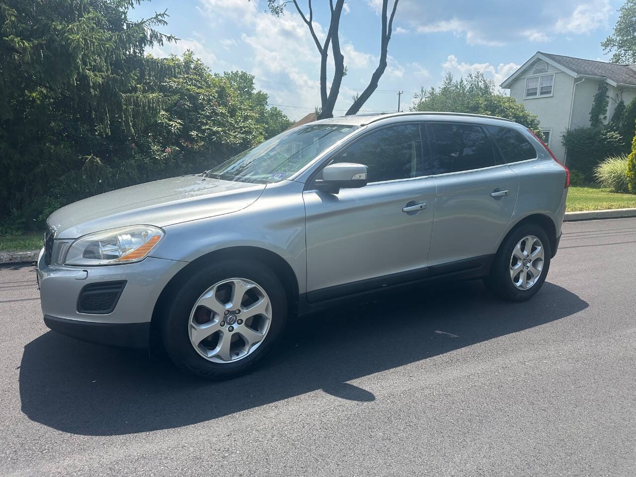 Used 2013 Volvo XC60 3.2 AWD/4WD image 4